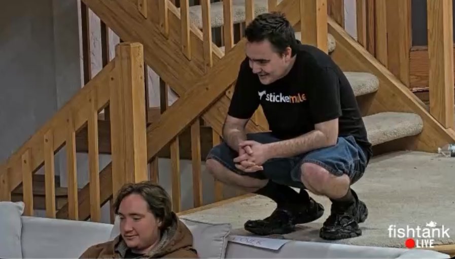 irateconsumer69's tweet image. BORING HOUSE
FAMILY REUNION HOUSE 
JOBE IS JETS COUSIN
#fishtanklife #fishtanklive #fishtankdotlive