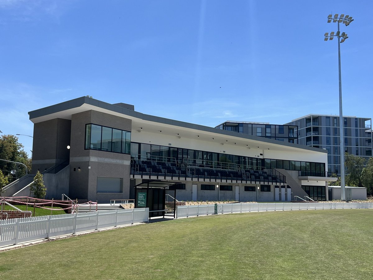 prahrancc's tweet photo. All ready for our season launch and first function in our new club rooms at Toorak Park tonight.

Looking as pretty as a picture today!

#trueblues #clubofchoice @StonningtonCity https://t.co/8jUkVIxGW6