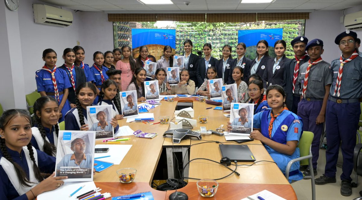 Anil5's tweet photo. Adolescents and young people launched The State of World's Children Report 2024 at #UNICEF office in #Bhopal and then had conversation on the report. #WorldChildrensDay https://t.co/rxmGL6YlX8