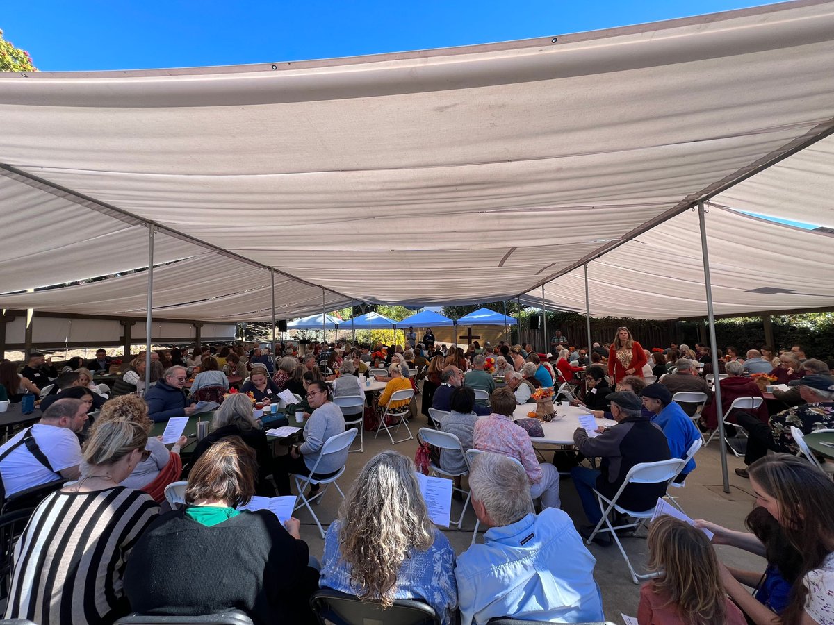 FMCSB's tweet photo. This Sunday we will worship all together at 10:15am under the tent for our Service of Gratitude. Following the service we will enjoy a delicious Thanksgiving meal together. We hope to see you there! 

We are monitoring the weather and will let you know if there are any changes. https://t.co/tA9mDfucu3