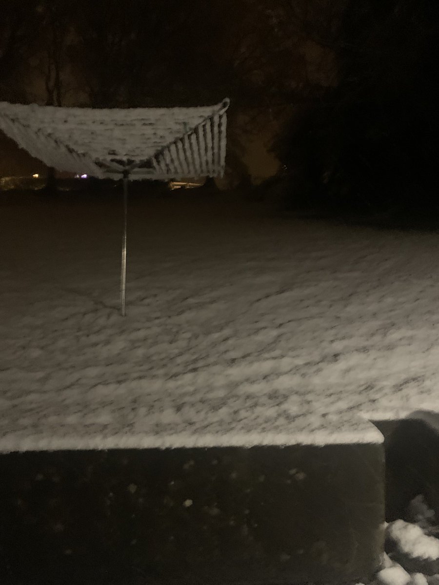 A great day at #SocialMediaFest but so happy to finally be home. That snow is something else #sneachta