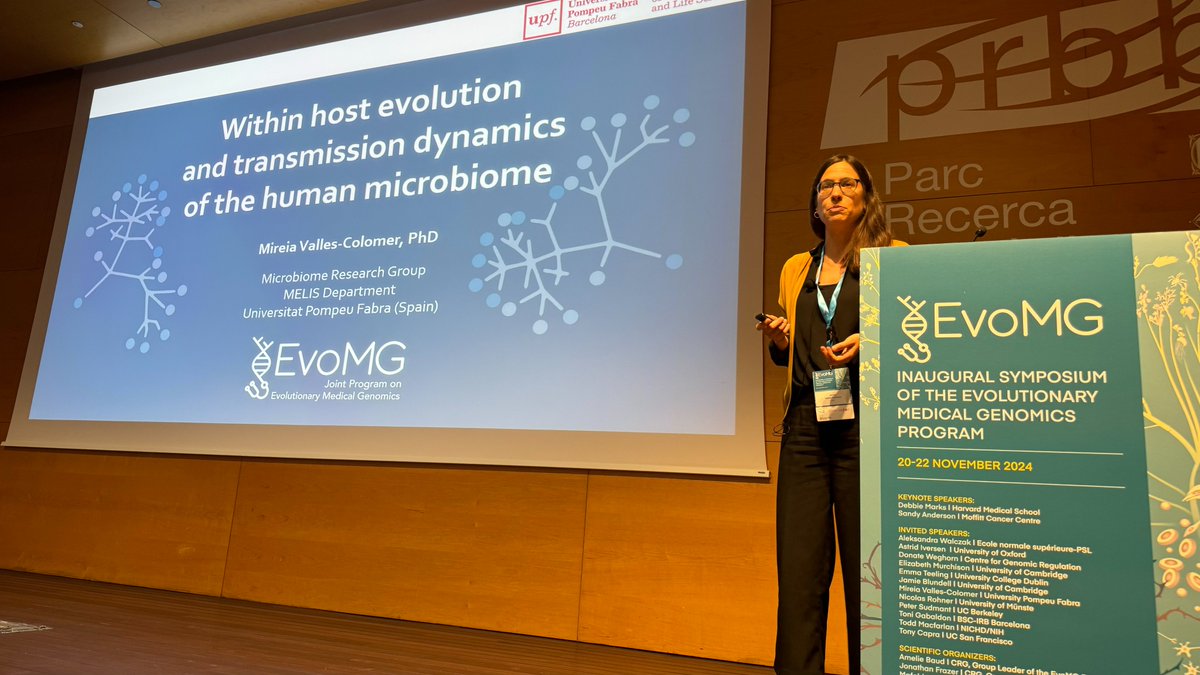 EvoMG Program (@evomg_bcn) on Twitter photo Mireia Valles-Colomer (<a href="/MireiaVallesc/">Mireia Valles-Colomer</a>) from the <a href="/UPFbiomed/">UPF Medicine and Life Sciences</a> opened the first session on "Microbial pathogenicity and microbiome-host (co-)evolution" talking about within host evolution and transmission dynamics of the human microbiome. Mireia Valles-Colomer (<a href="/MireiaVallesc/">Mireia Valles-Colomer</a>) from the <a href="/UPFbiomed/">UPF Medicine and Life Sciences</a> opened the first session on "Microbial pathogenicity and microbiome-host (co-)evolution" talking about within host evolution and transmission dynamics of the human microbiome.