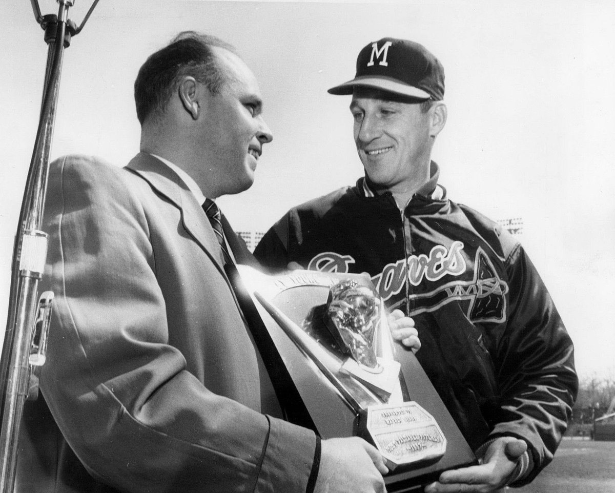Braves's tweet photo. Chris Sale joins a very exclusive list of Braves Cy Young Award winners: Warren Spahn (1957), Tom Glavine (1991 &amp; 1998), Greg Maddux (1993, 1994, 1995) and John Smoltz (1996). https://t.co/PCDTaeGJ9Z