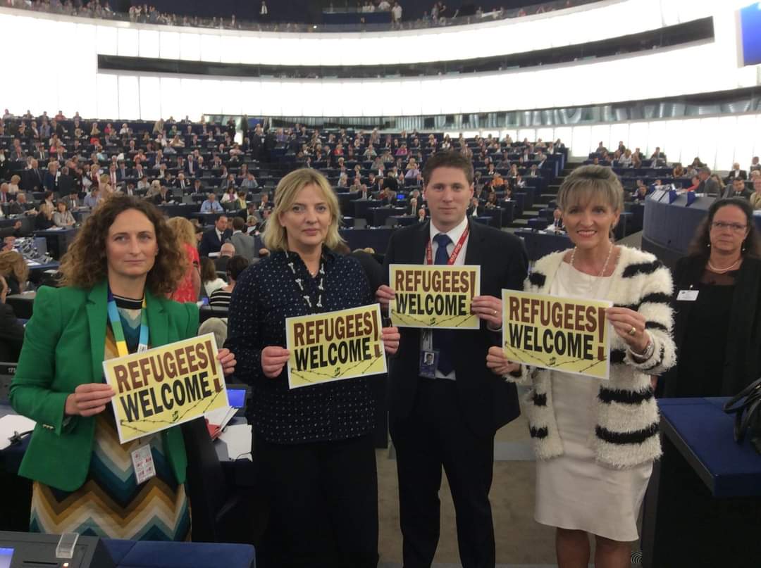 <a href="/PearseDoherty/">Pearse Doherty</a> <a href="/MaryLouMcDonald/">Mary Lou McDonald</a> This your lot?