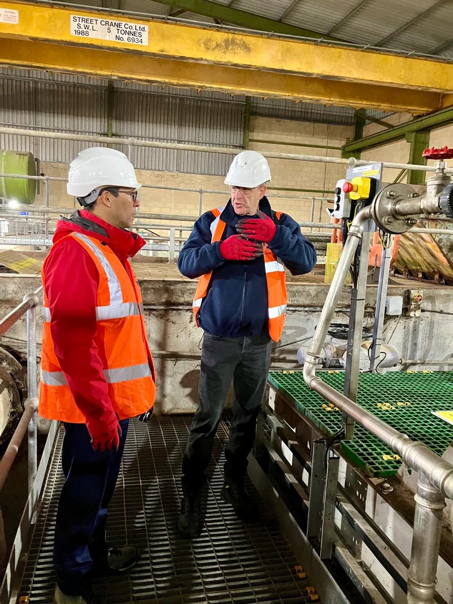 Thanks to <a href="/SouthernWater/">Southern Water</a> for showing me around West Hythe Wastewater Treatment Works and Range Road Wastewater Pumping Station in #Hythe. 

We had constructive discussions about the ongoing challenges with bathing water quality across the District, and the impact of new housing