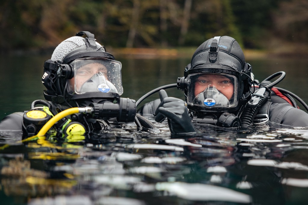 Stay Sharp, Stay Safe. 🔄 Maintain your Dive Accident Management certification and be a valuable asset to your team in any situation. Email info@divesafe.com to renew your certification! #DiveSafe #DiveAccidentManagement #DiveCommunity #SafetyFirst #BCDivers