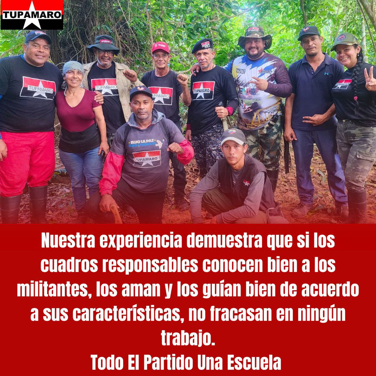 TupamaroMRT_'s tweet photo. "La camaradería es una de las expresiones más puras y auténticas del socialismo. La camaradería es la solidaridad en acción, es la unidad en la diversidad, es la confianza en el otro, es la ayuda mutua, es el compañerismo en la lucha".
Fidel Castro

#TodoElPartidoUnaEscuela 🔴⚫ https://t.co/ZlpHrxioQg