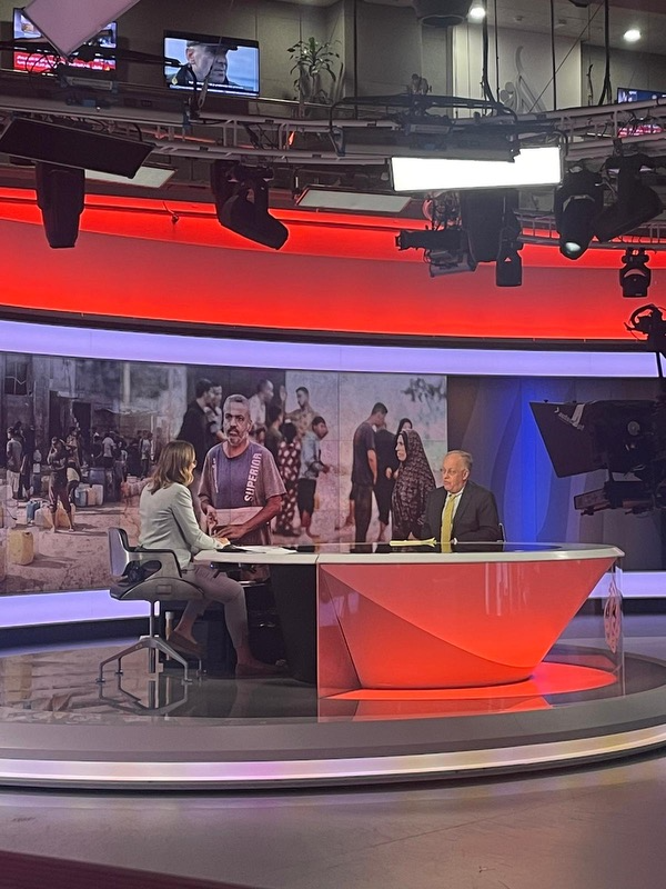 ChrisLynnHedges's tweet photo. In Qatar doing programs on Al Jazeera, one of the very few news agencies that has the courage and integrity to report the genocide in Gaza. https://t.co/Q1JFVJArZ0