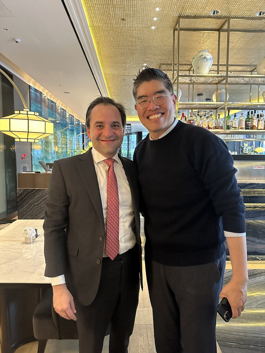 kaanev's tweet photo. Day 2 in 🇰🇷! 

Great series of public and private sector investor meetings

ESM is an issuer in bonds but also an investor in South Korean assets

~30% of our investments are outside Europe

We closed the day late with a lovely event with @JacquesFlies @LUinSeoul 🇱🇺🇰🇷 https://t.co/rG2RSL7pwm
