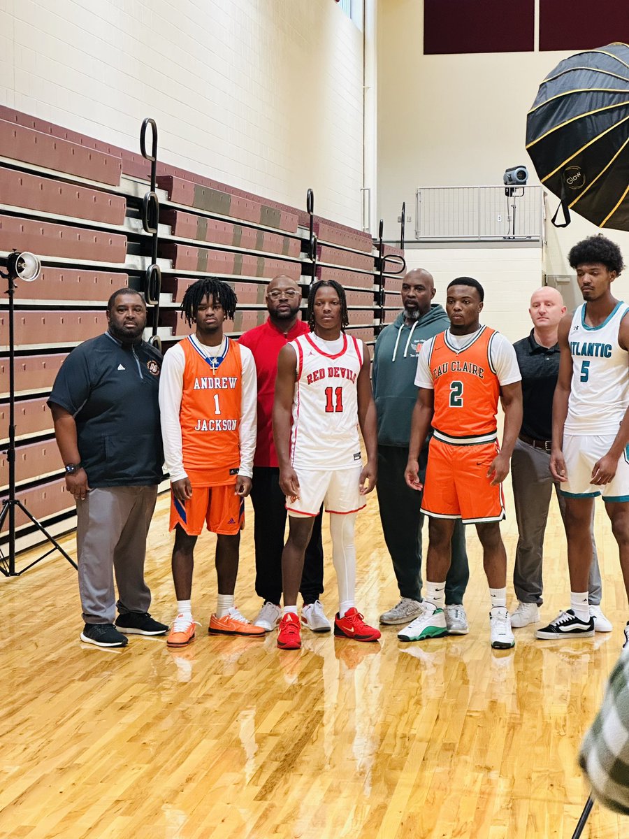 Clinton High School Basketball tweet media