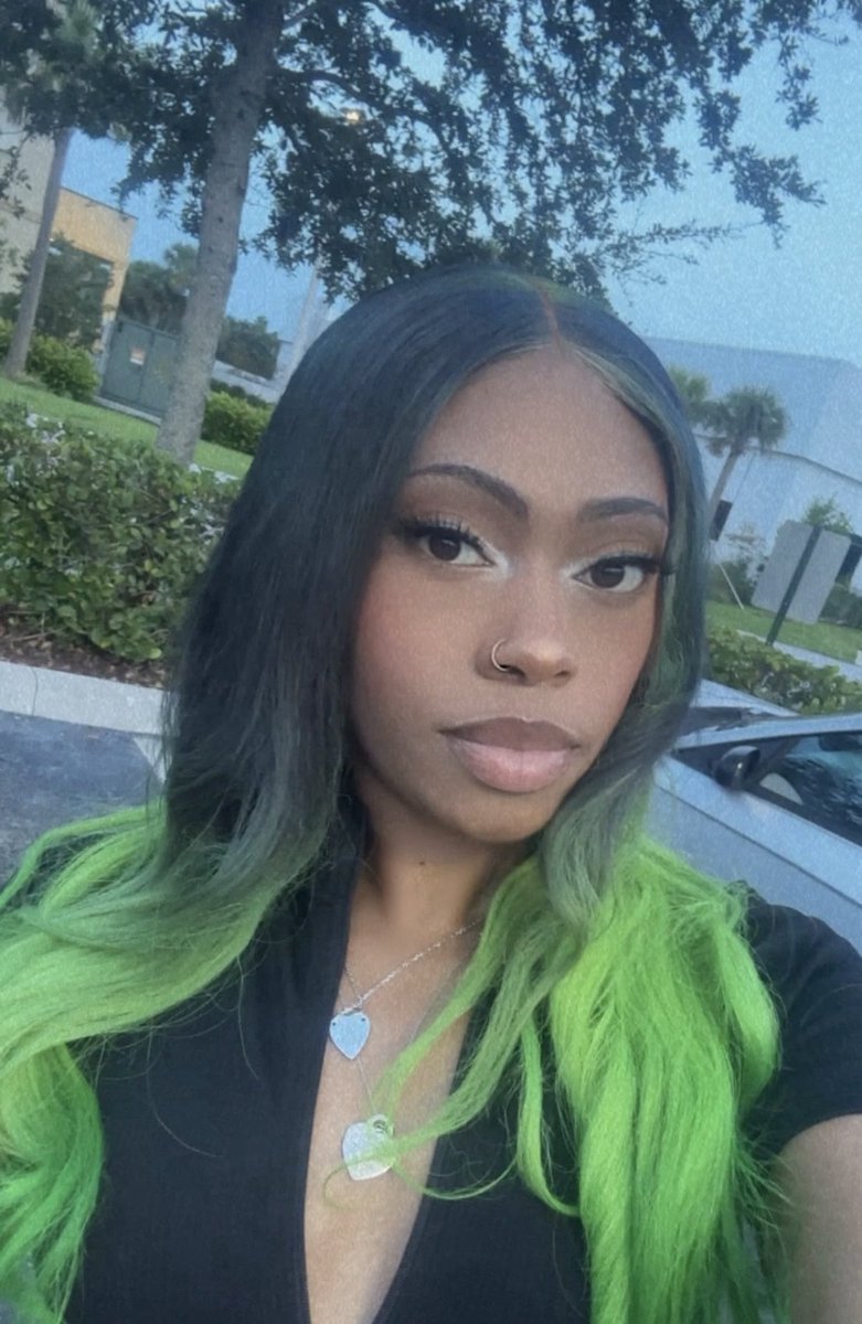 chamomile tea🫧⛲️ tweet media