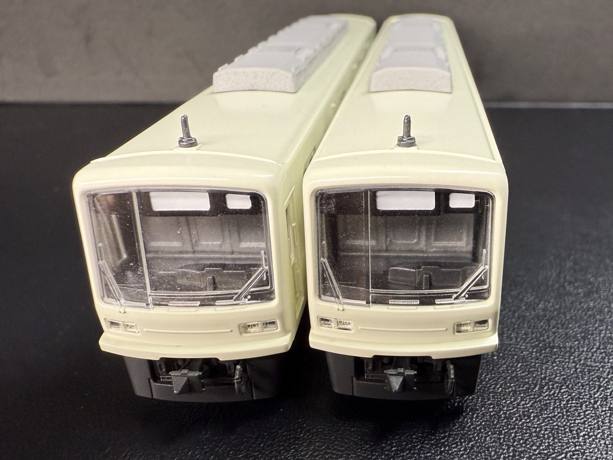 泉北高速鉄道5000系の組立サンプルです。 幌同士が干渉するので量産品