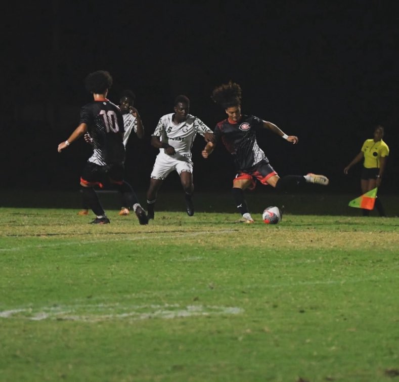 Colonial Athletics (@chs_grenadiers) on Twitter photo 4 more goals for the nations leading scorer Jayvyn Jackson! Grenadiers win it on the road 6-3
<a href="/osvarsity/">Sentinel Varsity</a> 4 more goals for the nations leading scorer Jayvyn Jackson! Grenadiers win it on the road 6-3
<a href="/osvarsity/">Sentinel Varsity</a>