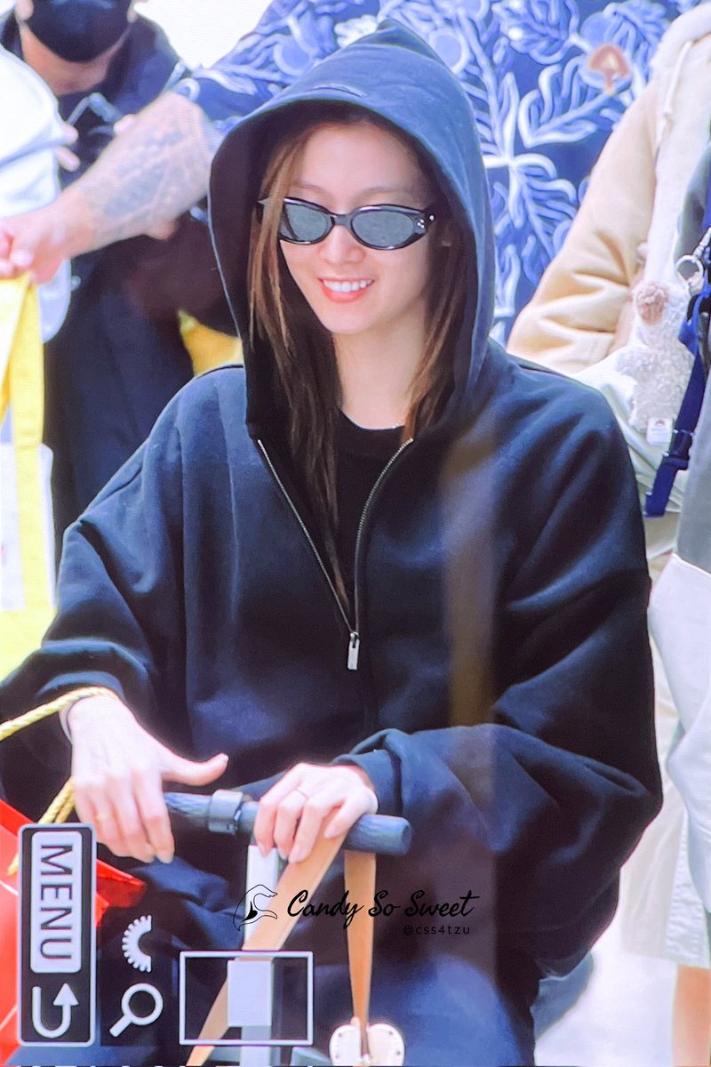 samo vroom vroom 🛵🛵