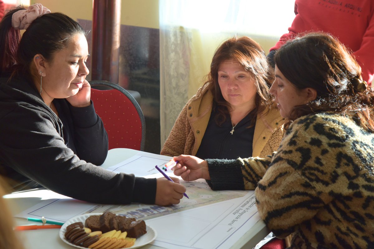 Se realizó la primera jornada participativa del proyecto  “Integración barrial sector Nuevo Pantanosa” en la zona de la calle Nueva Nueve, el que ha sido trabajado en conjunto entre la  Municipalidad de Frutillar y el Ministerio de Vivienda.