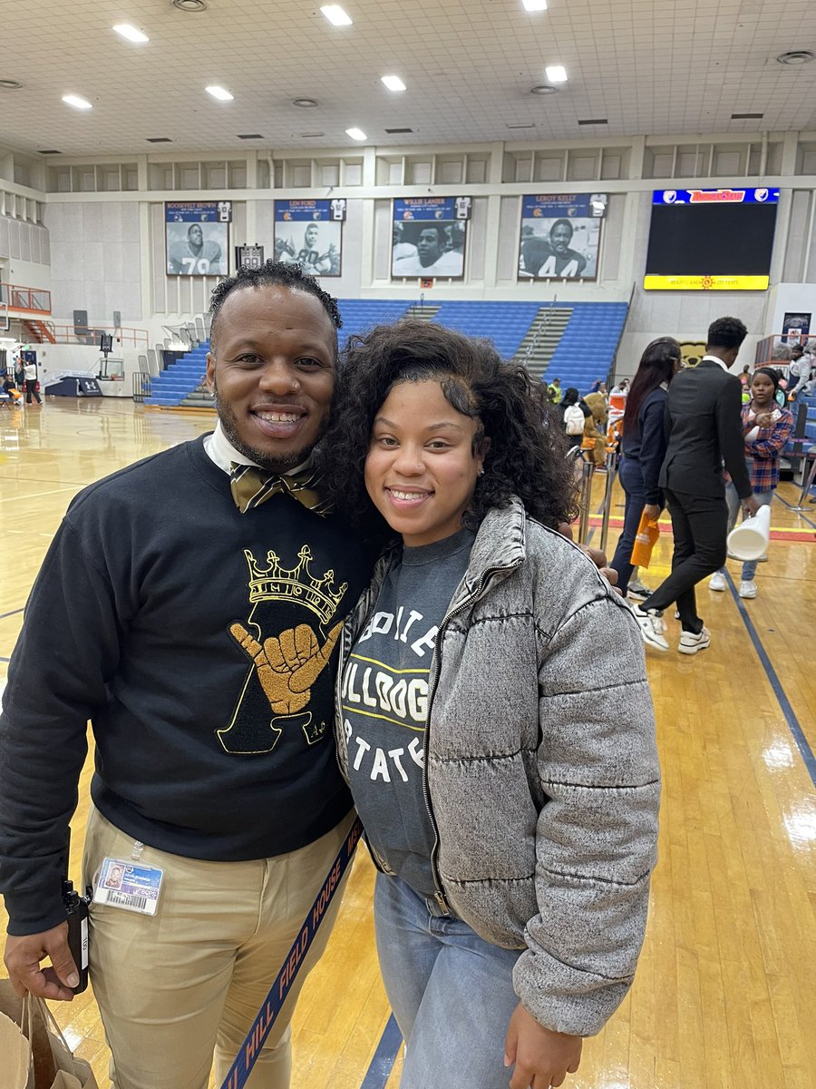 Mr. Jennings tweet media