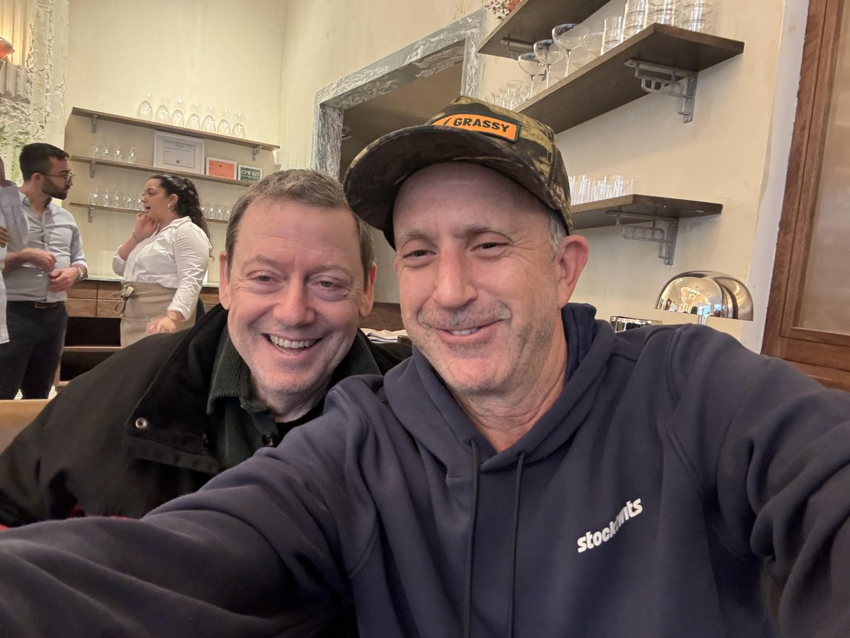 Howard Lindzon tweet media