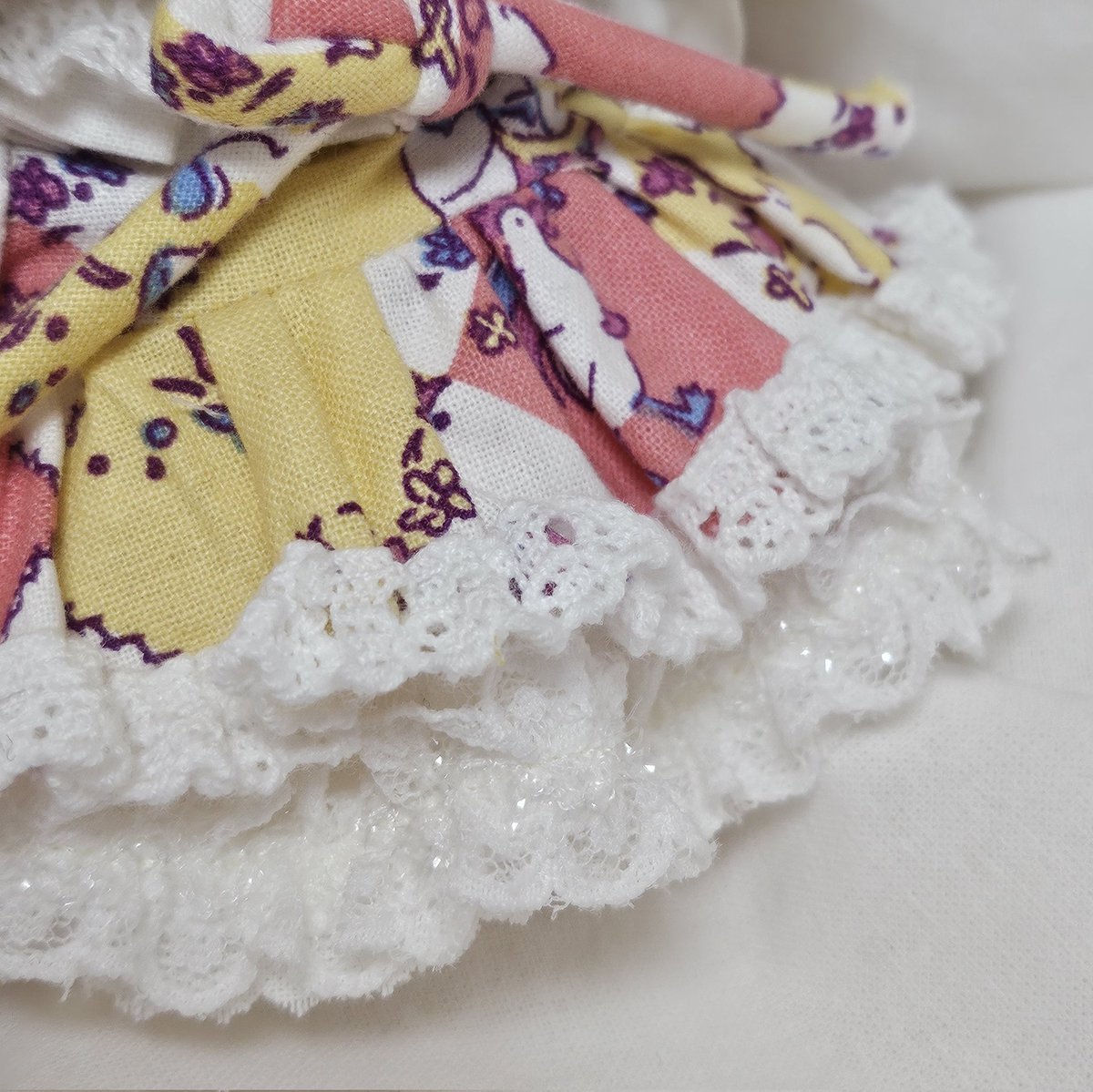 🥁 즐거운 음악대 (원피스+보닛+속치마) 10cm
🕰️ 2024.11.22 (금) ~ 11.24 (일)

🔗 약속폼
fondee.io/room/room_view…
💳 페이폼 
fondee.io/room/room_view…

💌 해당글을 RT 한 분께 따뜻한 커피 쿠폰을 드립니다 🌿

#무솜인덕장터 #솜인덕장터 #솜솜옷장터