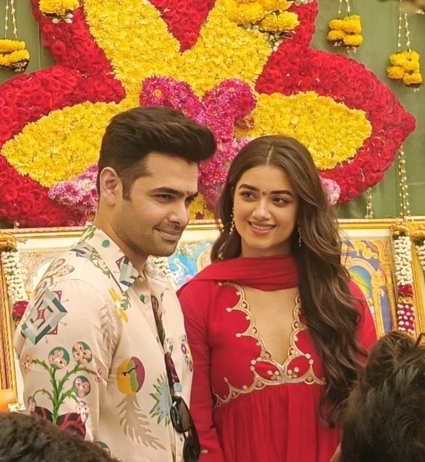 stillawonderrr's tweet photo. Emunnadu ra Babu feels😍
@ramsayz #RAPO22 #RamPothineni #RAPO #BhagyashriBorse @MythriOfficial https://t.co/6qeDqFSfoF