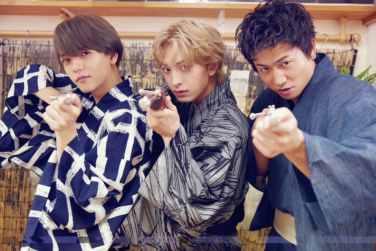 fantastics_fext's tweet photo. □─　─　─　─　─　─
        #FANTASTICS
写真集の発売日が決定！📖
─　─　─　─　─　─□ 

FANTASTICS写真集
12/20に発売が決定しました！👏🏻👏🏻
※秋頃予定とお伝えしておりましたが、
遅れてしまい申し訳ありません。

先行カット解禁&予約スタート✨️
🛒https://t.co/79MxxEfTqw

さらに！！写真集発売を記念して
イベントも実施決定🌟
詳細は後日解禁！お楽しみに🙌🏻

#VOCE @iVoCE