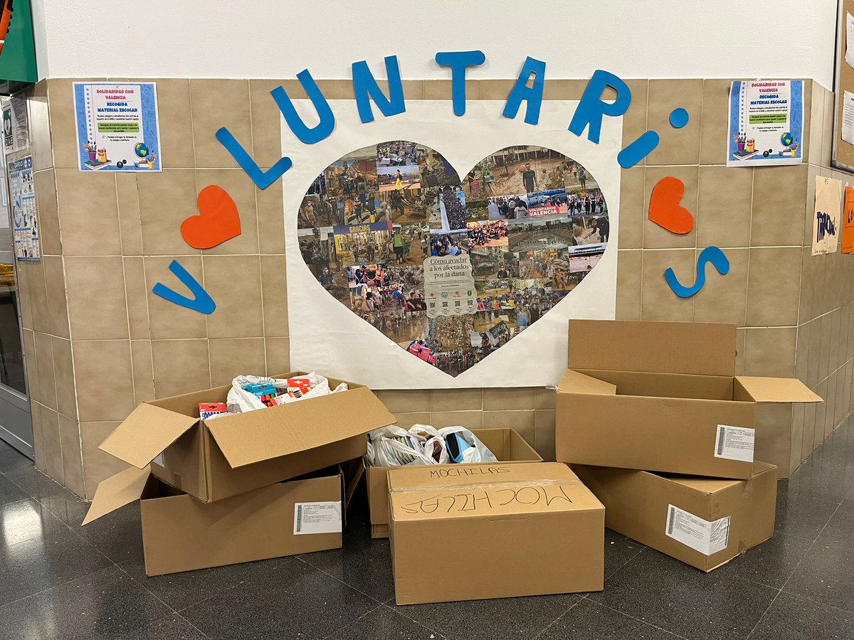 El IES Esteban Manuel Villegas de Nájera también ha llenado de solidaridad el hall del instituto esta semana. ¡Gracias chic@s! #solidaridadvalencia #solidaridadvalència #solidaridadvalencina