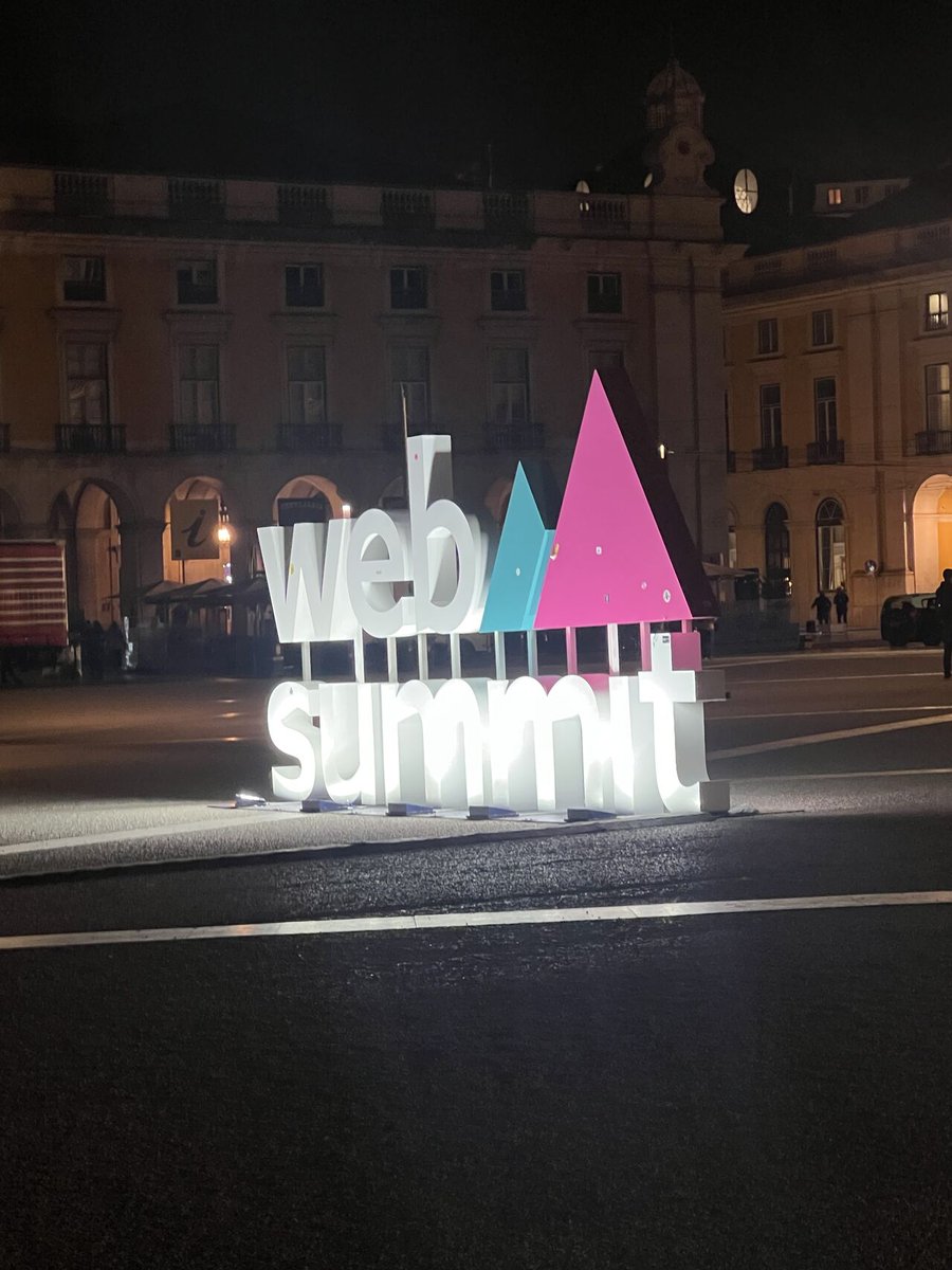 WebSummit’te harika bir hafta geçirdik! Lizbon’da 3D e-ticaret çözümlerimizi tanıttık, ilham verici insanlarla buluştuk. Platformumuzun 3D ürün görselleştirme ve dijital mağaza yaratma gücünü gösterdik! 🚀
Birlikte e-ticaretin geleceğine..
#WebSummit2024
#3DEcommerce #Yenilik