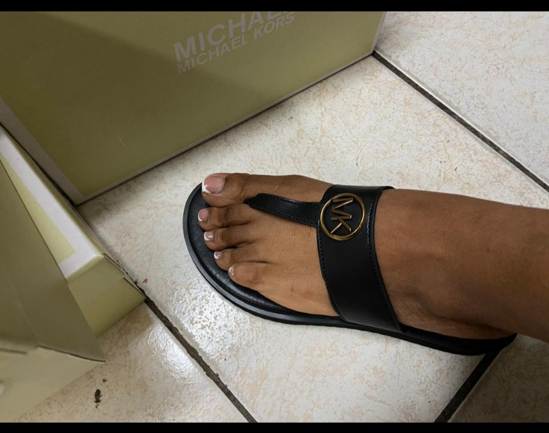 enhle_m1's tweet photo. Hey loves ❤️😍im a runner (personal shopper) smallstreet  iam a reliable one.                whatsapp or call 072 279 0411 I charge R150 plz RT for awareness 

#Nedbank  Xhosa Bafana Bafana  Eskom Skomota #SenzoMeyiwatrial #powerbreakfast  Chidimma South Africans Sam deep. Eskom. https://t.co/djvPogloLP