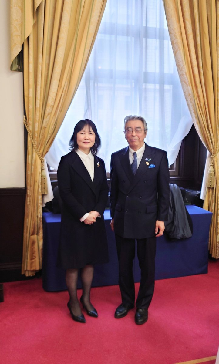 yuri1000000's tweet photo. 大愛の美麗世界に、
新たな希望を！💞🌍

大愛の先駆者・日本外務省顧問
・前駐米国日本大使杉山晋輔先輩と、８０億の人類の大愛の美麗世界を、固く約束しましました。学士会午餐会11/20にて💐 https://t.co/MjWRrd2F30