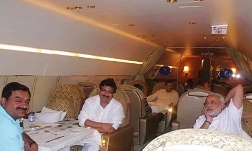 manraj_mokha's tweet image. मोदी जी के खास दोस्त गौतम अडानी के ऊपर अमेरिका कोर्ट ने अरेस्ट वारंट जारी कर दिया है धोखाधड़ी रिश्वतखोरी और बिलियन ऑफ डॉलर की धोखाधड़ी के आरोप है भारत का नाम रोशन करते हुए हमारे गौतम अडानी जी #Adani #AdaniMustGo