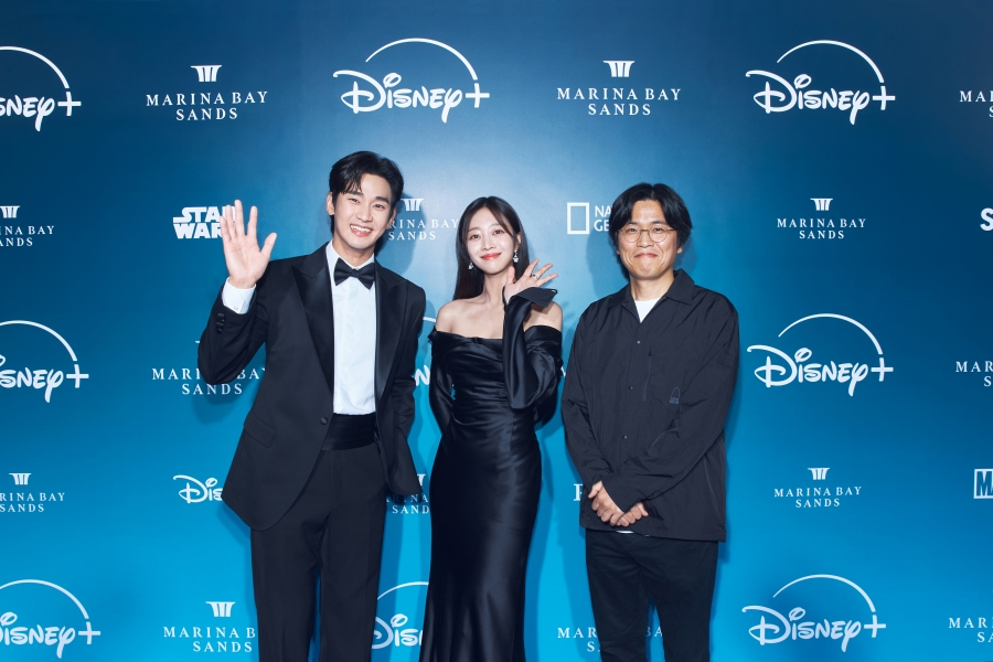 imbcenews's tweet photo. '넉오프' 조보아 "김수현의 첫사랑이자 단속하는 사람 돼" #넉오프 #조보아 #김수현 #디즈니 #Disney #디즈니콘텐츠쇼케이스2024 #디즈니콘텐츠쇼케이스 #DisneyContentShowcase2024 #DisneyContentShowcase
배우 조보아가 '넉오프'에서 자신이 맡은 '혜정' 캐릭터를 소개했다
https://t.co/OPxKjCYS1O