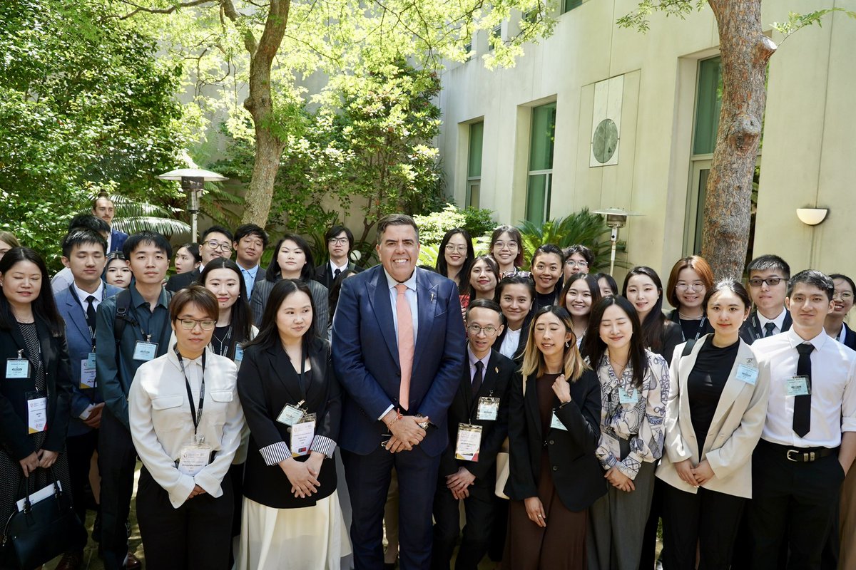 MiltonDickMP's tweet photo. It was an honour to give a warm welcome to participants from the prestigious Stephen FitzGerald Scholars Program to Parliament House today. I did a short presentation on the role of the Speaker and our great Australian democracy. 🎓

@anumedia @ourANU https://t.co/ypTRjGc9dh