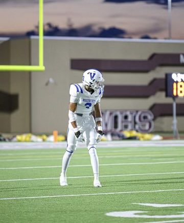 UNANIMOUS 1st Team All-District!!
Robert Sharpe-Senior WR
#beblue
