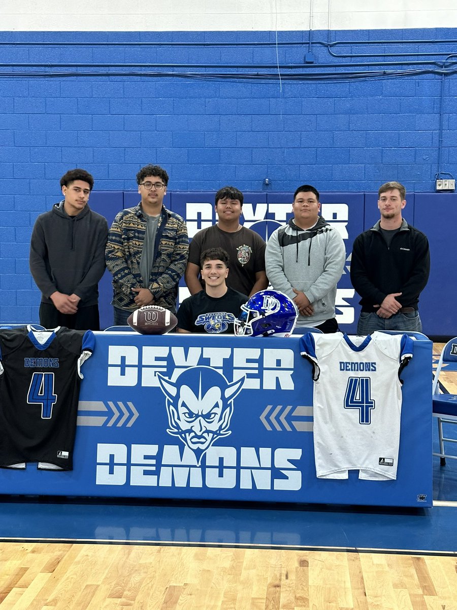 Dexter Demon Football (@ddemonfootball) on Twitter photo Congratulations <a href="/juicemanzanares/">Julian Manzanares (Juice)</a> 👏🏽
Well deserved 💯✍🏽 you have a bright future ahead of you‼️🧱 Congratulations <a href="/juicemanzanares/">Julian Manzanares (Juice)</a> 👏🏽
Well deserved 💯✍🏽 you have a bright future ahead of you‼️🧱