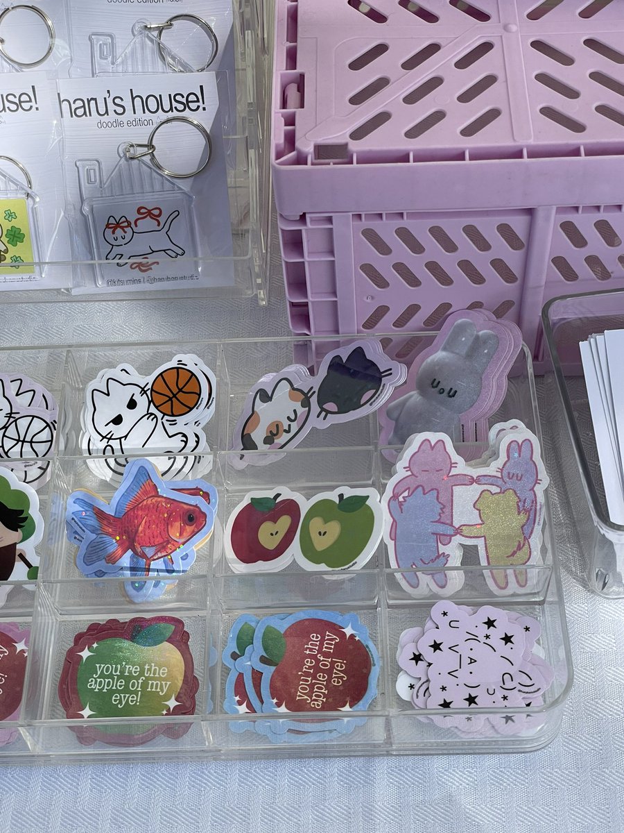 haruharustudio's tweet photo. HARU HARU @ MCHS FAIR

we’re back !!!
see y’all at the miriam college
high school fair! 🐰⭐️

november 21 - 23, 2024 🧚
9AM - 5:30PM
booth #ba1

@mchsfair 
#MCHSLUMERUS https://t.co/qlUGpr8jQR