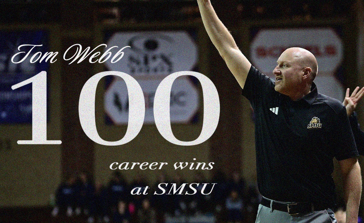 SMSUWomensHoops's tweet image. Congrats to head coach, Tom Webb ... 100 career victories at SMSU. Congrats Coach Webb! #LetsRide