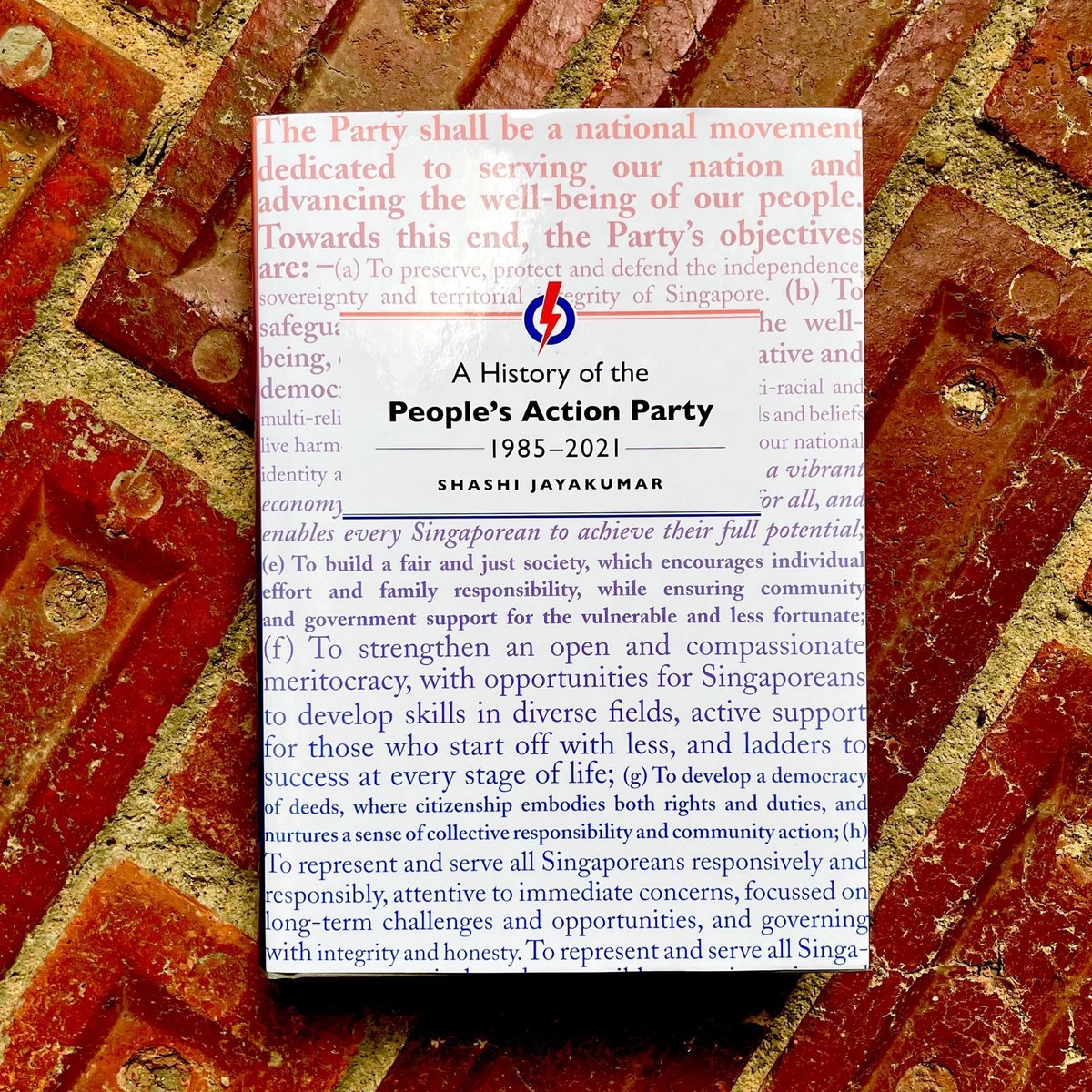NUS_Press's tweet image. The People's Action Party, among the longest-ruling democratically-elected political parties in the world, turns 70 today. 

Read Shashi Jayakumar's history of the PAP now: buff.ly/3m1yT8y 

#peoplesactionparty #politicalhistory #singapore #singaporepolitics #onthisday