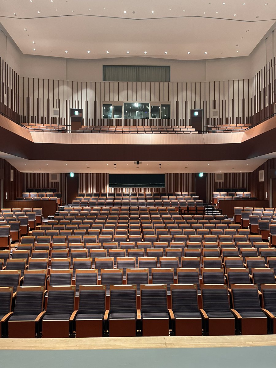 kazuyukihama's tweet photo. 【コーチング受けたい人募集😊】
諸事情で紹介会社以外のクライアントさんを募集します。
コーチングとは、超平たく言うと人生相談のようなものです。

✅こんな人におすすめ
・来年の計画を立てたい
・人生の棚卸しをしたい
・大き���飛躍をしたい
・とにかく悩みを誰かに聞いてほしい
・好きな人に告白したい
・大学の単位がやばい

✅費用
無料で体験できます☺️
継続する場合、応相談でw
来年はあ��たの人生の大舞台にチャレンジしませんか？

#コーチング
#無料体験
#濱和之
#費用は応相談