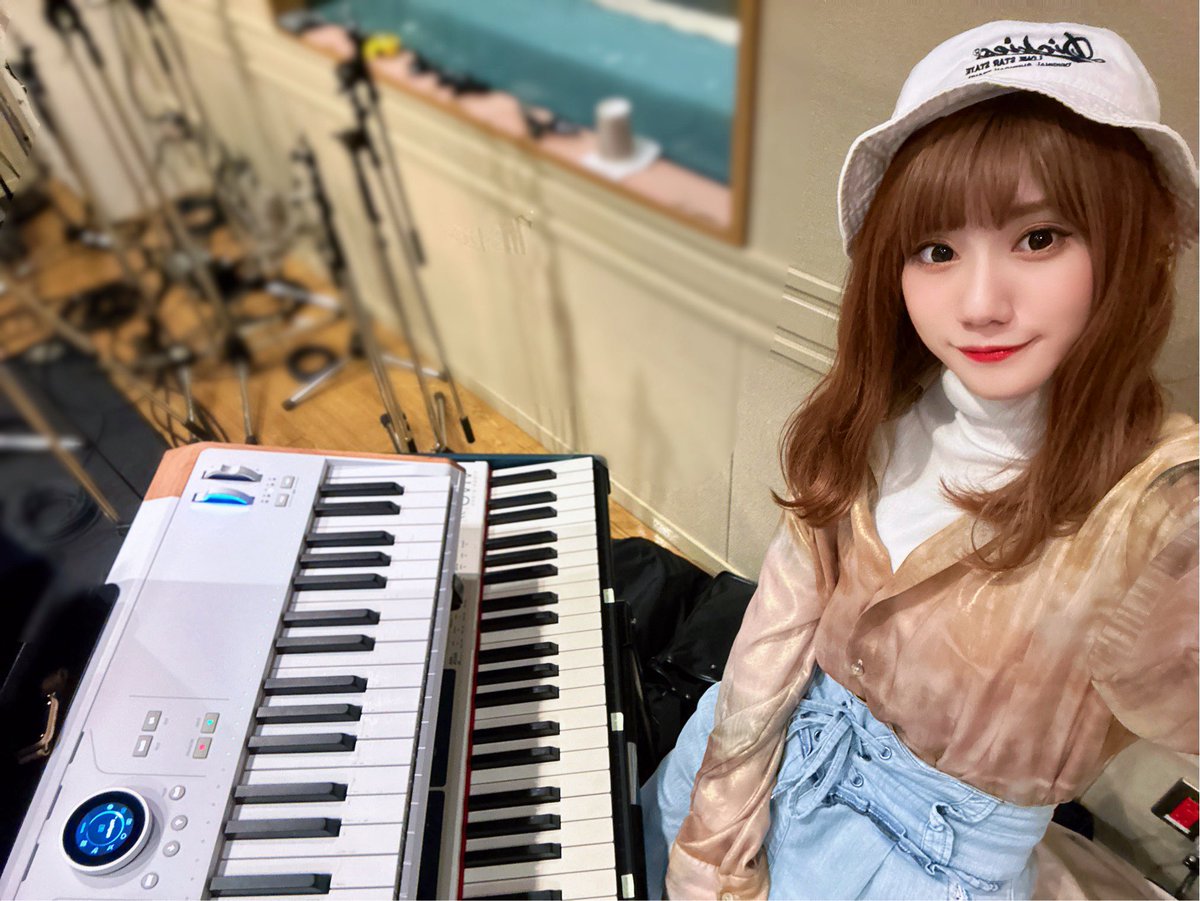 key_shieleeho's tweet image. 先日は２日間
みっちり楽しく
スタジオレコーディングでした☺️🩷🎹

何曲も参加させていただいてありがたき…🌼
完成楽しみです💛

#ASTROLAB
#Arturia
