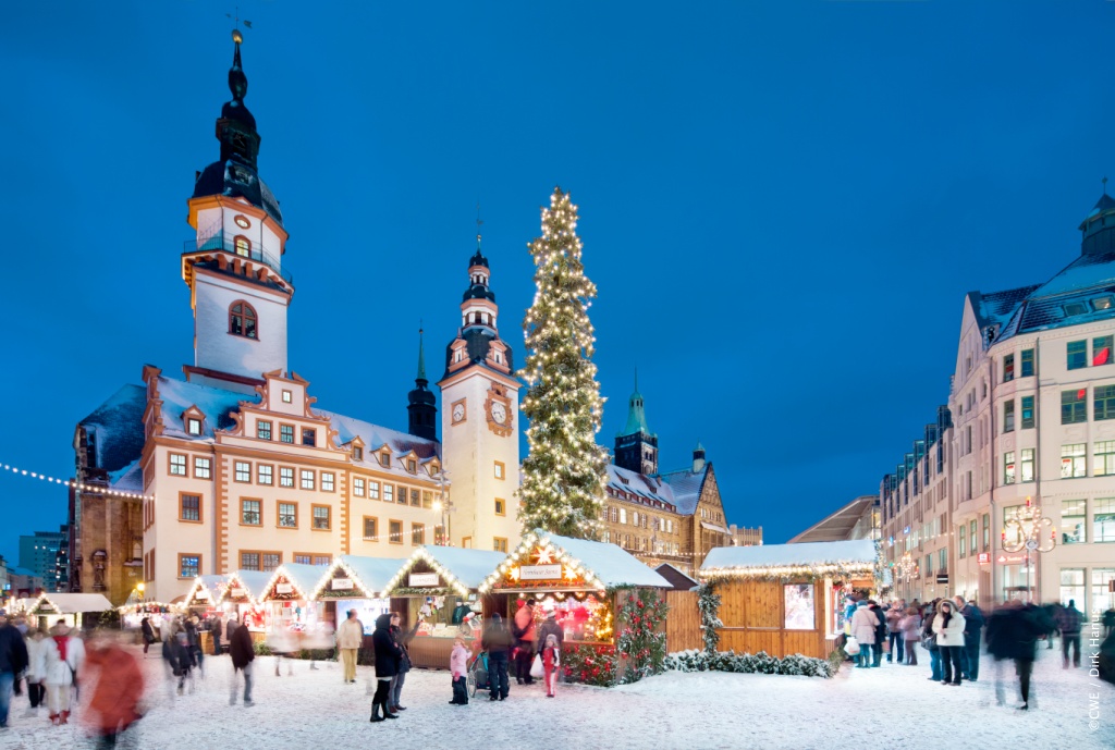 GermanyTravelJP's tweet photo. 今年もドイツでクリスマス市が続々と開催。
クリスマス文化の揺り籠と言われ、2025年の欧州文化首都・ケムニッツ市から、抽選で10名のフォロワーさんにシュトレン丸ごと1本をプレゼント！
 
■応募方法
①ドイツ観光局をフォロー
②本投稿をリポスト(11/30〆切)
https://t.co/Ha5Ahu3jdX
#GermanyXmas https://t.co/WdqhyIvxcR
