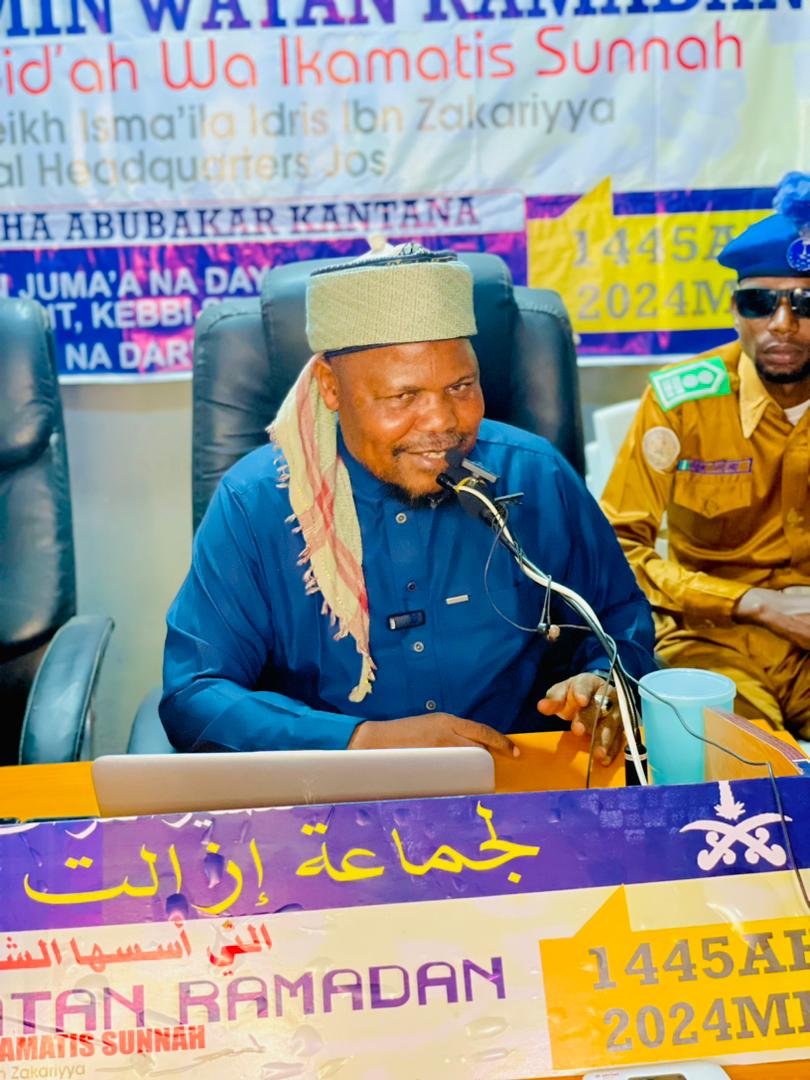 usman_julde's tweet photo. @haleepababaali Shiekh Dalha Abubakar kantana https://t.co/MMQAjUydBI