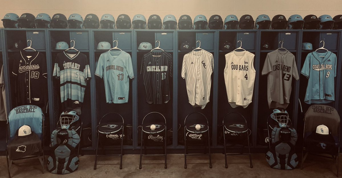 Looking for transfers over the break 

- 1B that can pick it, and swing it well
- C that can block, throw runners out, and swing it a bit 
- pitchers that compete. 

Coastal bend College
Located in Beeville, TX. 
D1 JUCO
Region 14 south conference. 
Contact me if interested.