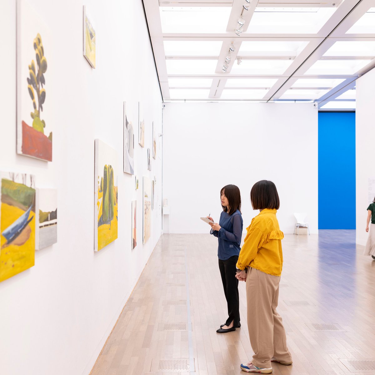 NACT_PR's tweet photo. #NACTtips💡
Enjoy Art and Culture Without Barriers
The National Art Center, Tokyo (NACT) invites visitors to enjoy a friendly and accessible experience.
Those in wheelchairs will find easy access via elevators from Nogizaka Station on the Chiyoda Line, leading directly to the center’s facilities. Complimentary wheelchair rentals are available on-site, and all the floors are flat and easy to navigate, with multipurpose restrooms available on each level. We also warmly welcome guide dogs, hearing dogs, and service dogs. At NACT, we strive to create a comfortable and enjoyable space. 

💡Did you know? NACT Tips at
https://t.co/IFXDln4K7V