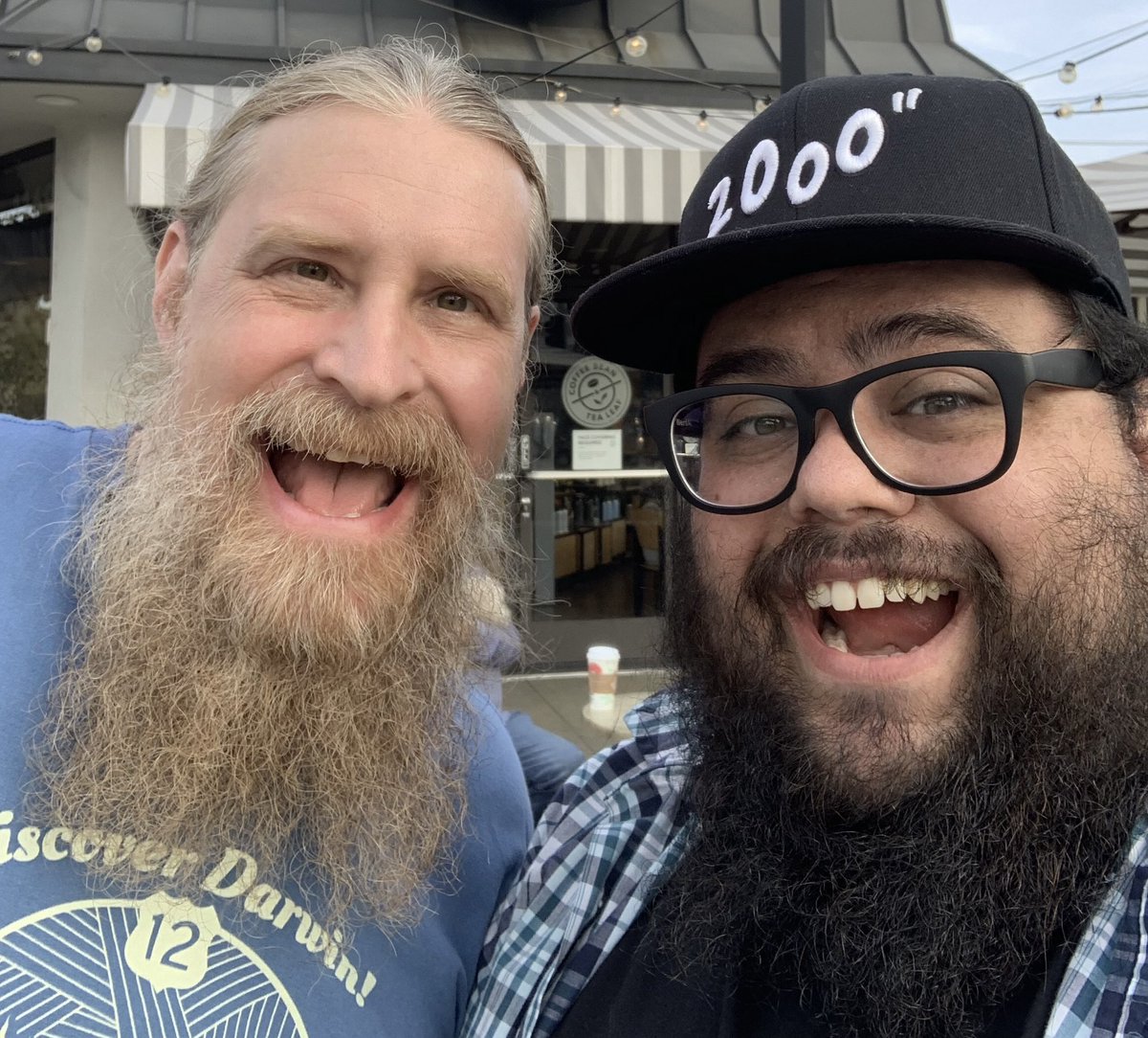2000inch's tweet image. Hey everyone! Sorry for the late notice, but as you probably figured out by now, there will be no new inch episode today.
Today is a good opportunity to go back and listen to an old episode! May we suggest Episode 3” with @uhjeff Nucera?
#2000inch #gillandchill #staycheesy