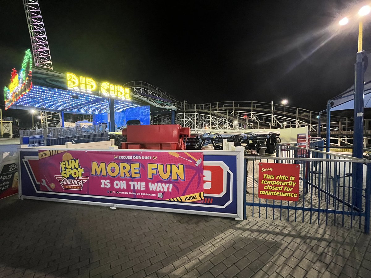 kingdakev's tweet image. Has the Huss Enterprise at @FunSpotAmerica closed for good?  With the limited space that Fun Spot has and the fact that Enterprise is currently for sale, it looks like its days may be numbered! 

What do you think? 

#funspot #themeparks #fun