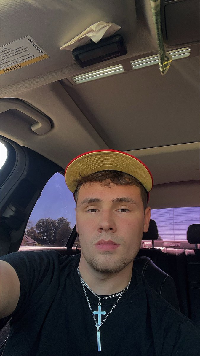 B🥀 tweet media