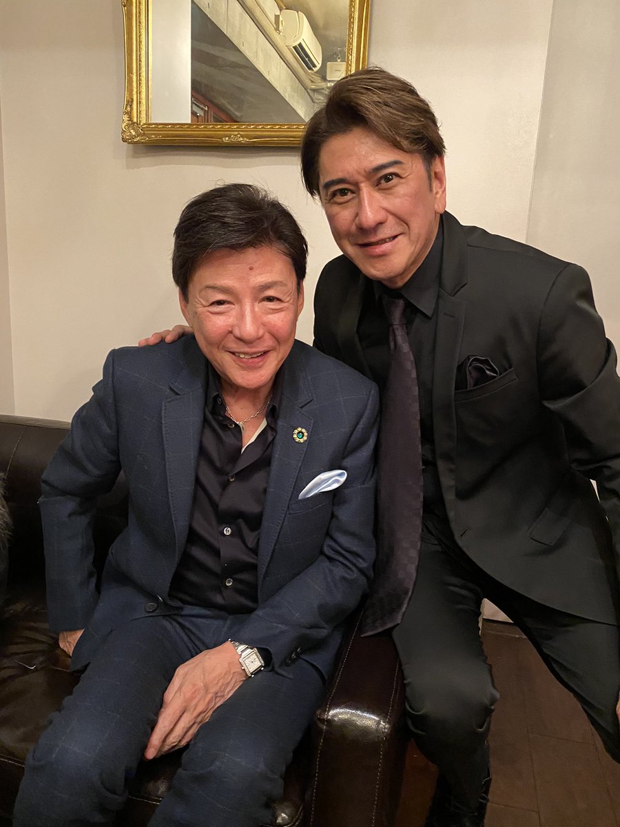 フォー リーブス 現在