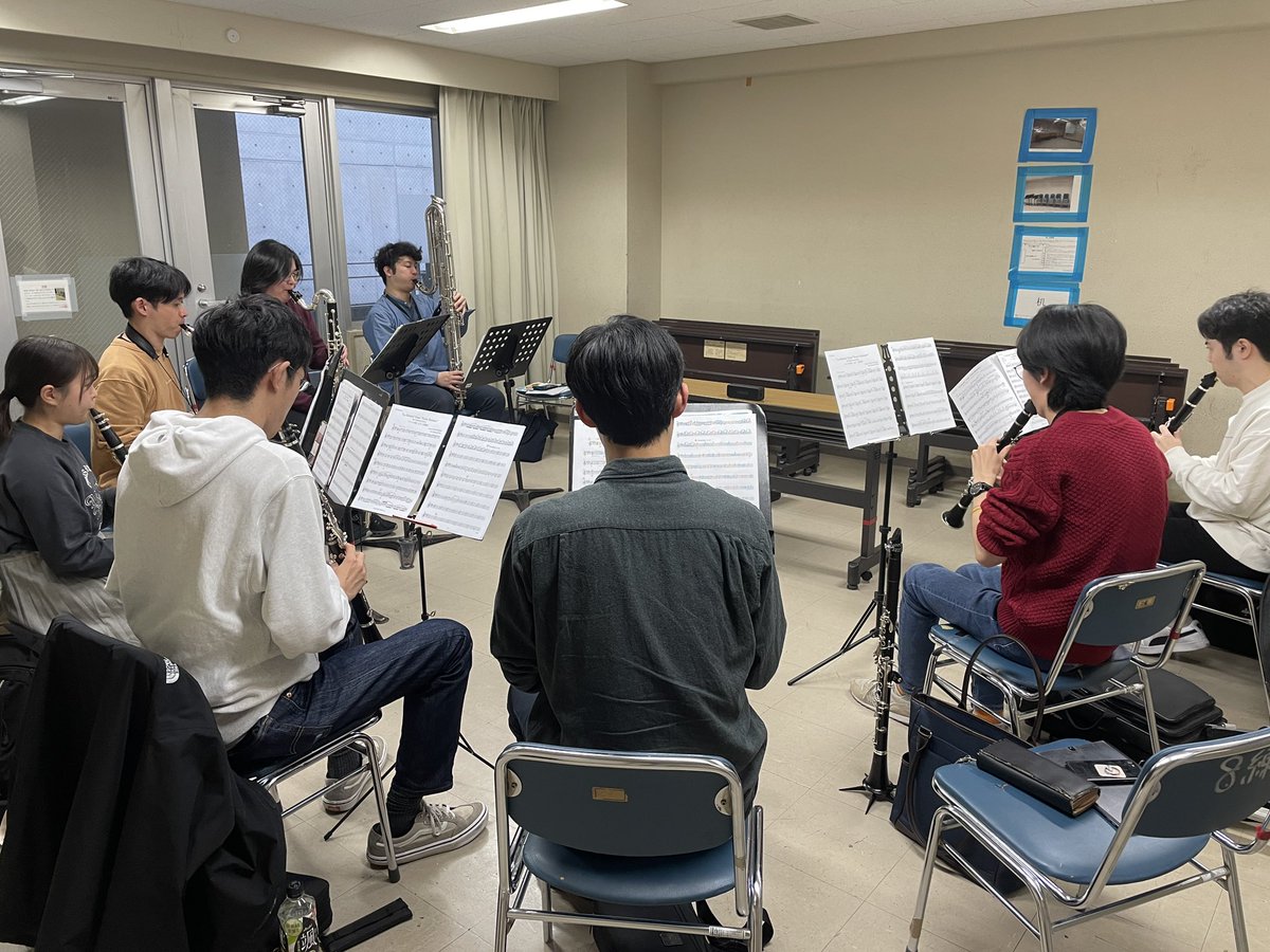 【駒場祭演奏会まであと3日！】

④「ローマの祭り」より
　チルチェンセス、主顕祭

各時代にローマで行われた祭りを描いたオーケストラの大曲をクラリネットアンサンブルで演奏いたします！
エスクラリネットからコントラバスクラリネットまで様々な音域のクラリネット8本でお届けします！お楽しみに