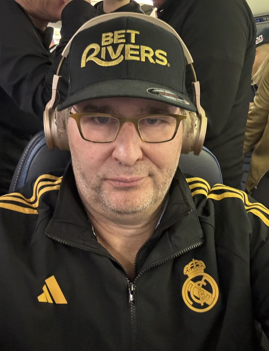 phil_hellmuth tweet media