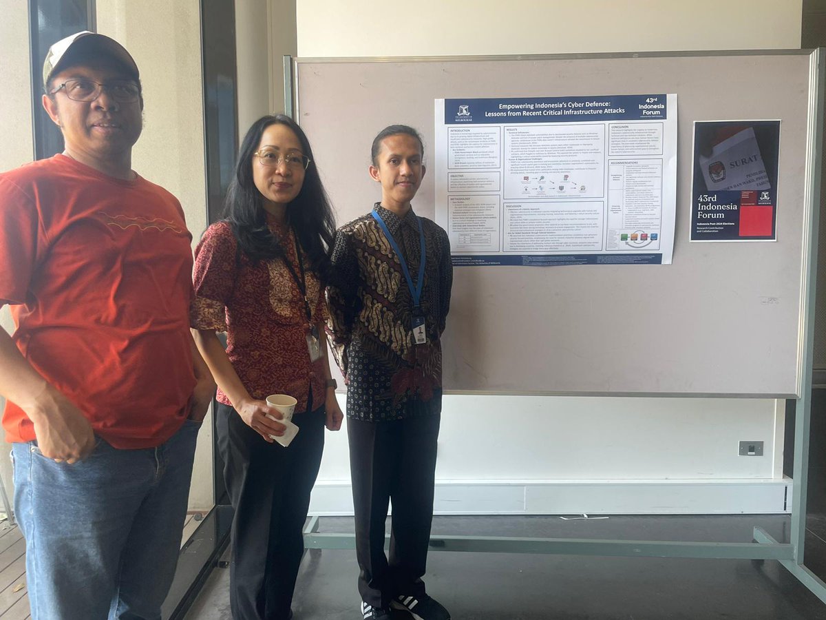 Another poster presentation at the #IFSymposium24 is by Ahmad Ainum and Herlambang, pictured with A/Prof Sherah Kurnia, on their study entitled "Empowering Indonesia’s Cyber Defense: Lessons from Recent Critical Infrastructure Attacks"