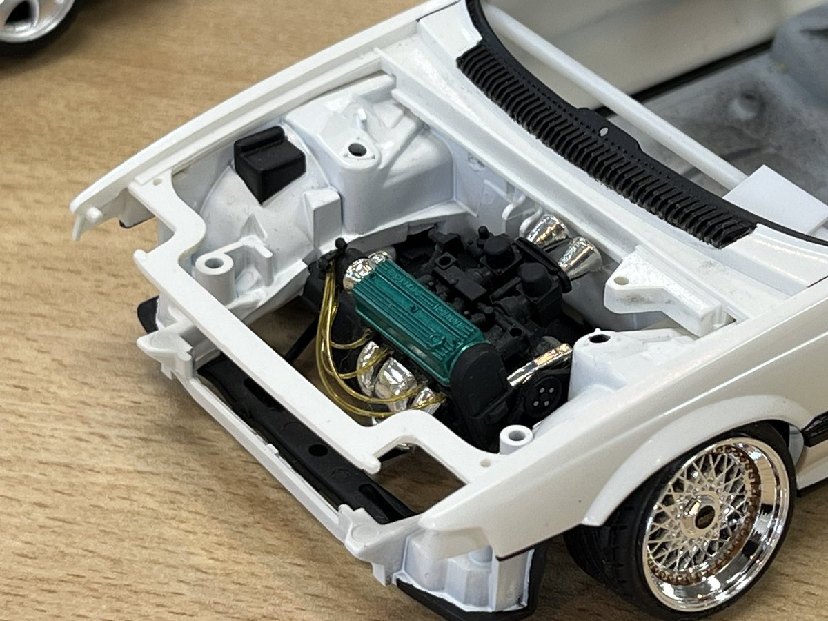 KARGRAPHICS's tweet photo. #124MOTORING_MEETING
製作中なのに凄い存在感‼️
よく見るとダッシュボード内のフレームのようなパイプもありますね。 https://t.co/D47Oo6ge7T